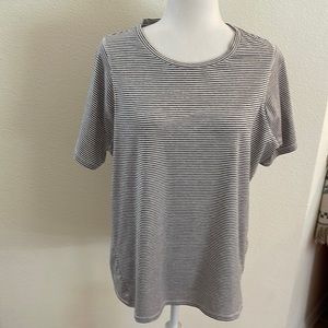 Athletic Brand Ladies Shirt. XXL 88% Polyester 12% Spandex. Very stretchy, soft